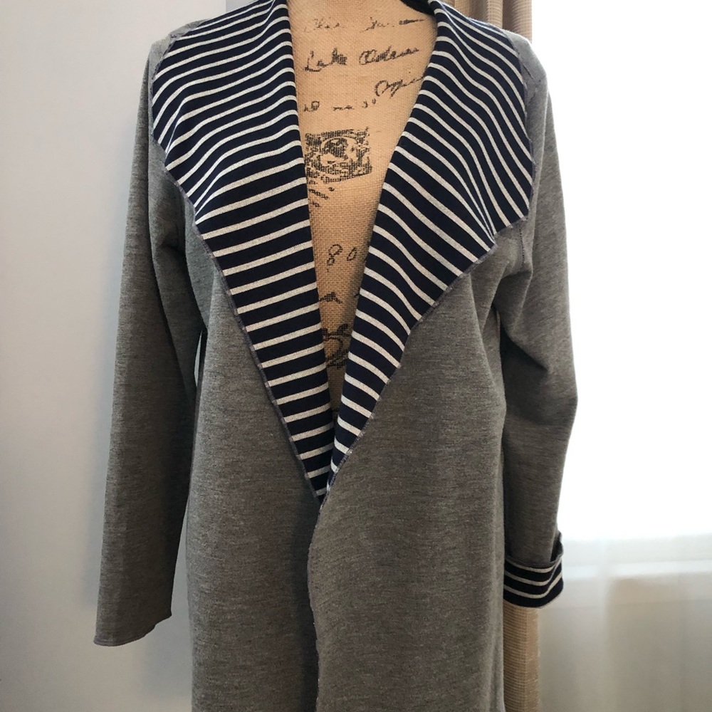 Chicos Weekend by Chicos size 2